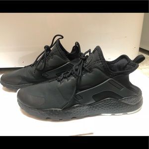 Nike Air Huaraches Run Ultra